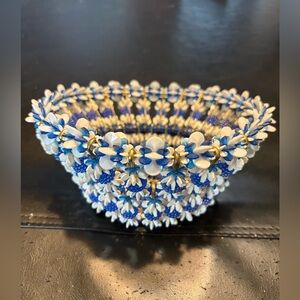 VTG Handmade Safety Pin & Beaded Basket Blue& White Beads W/ Safety Pins